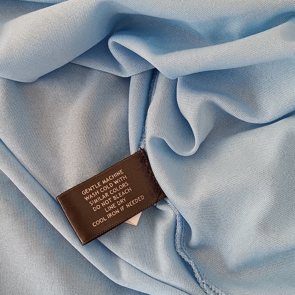 Boston Proper Long Sleeve Sweetheart Pleated Blouse Light Blue Extra Large - Picture 10 of 12